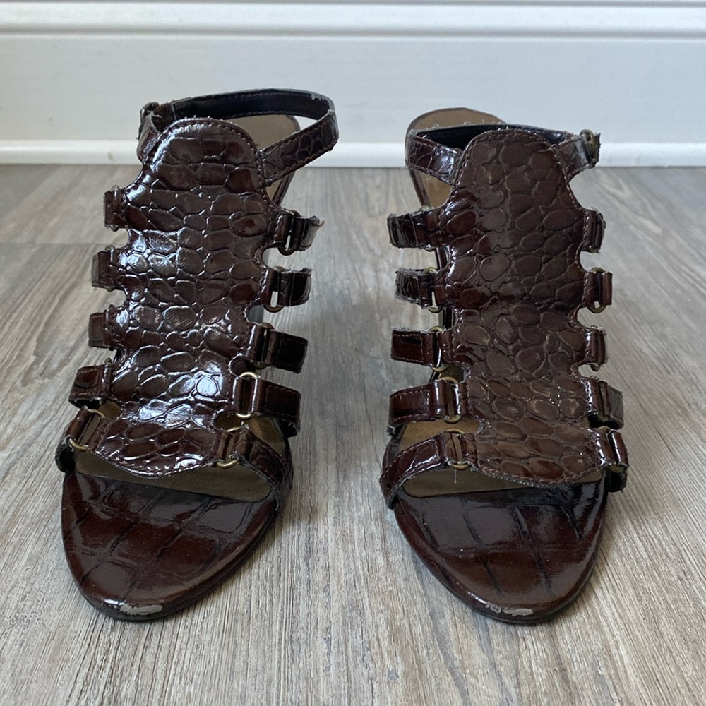 Steven By Steve Madden Brown Gladiator with 4.5 inch heel, Size 8.5